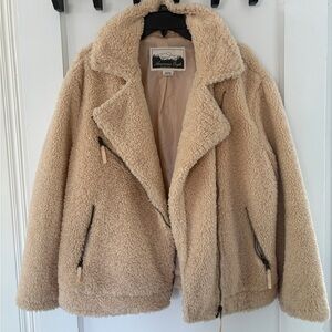 American Eagle Cozy Cream Sherpa Jacket